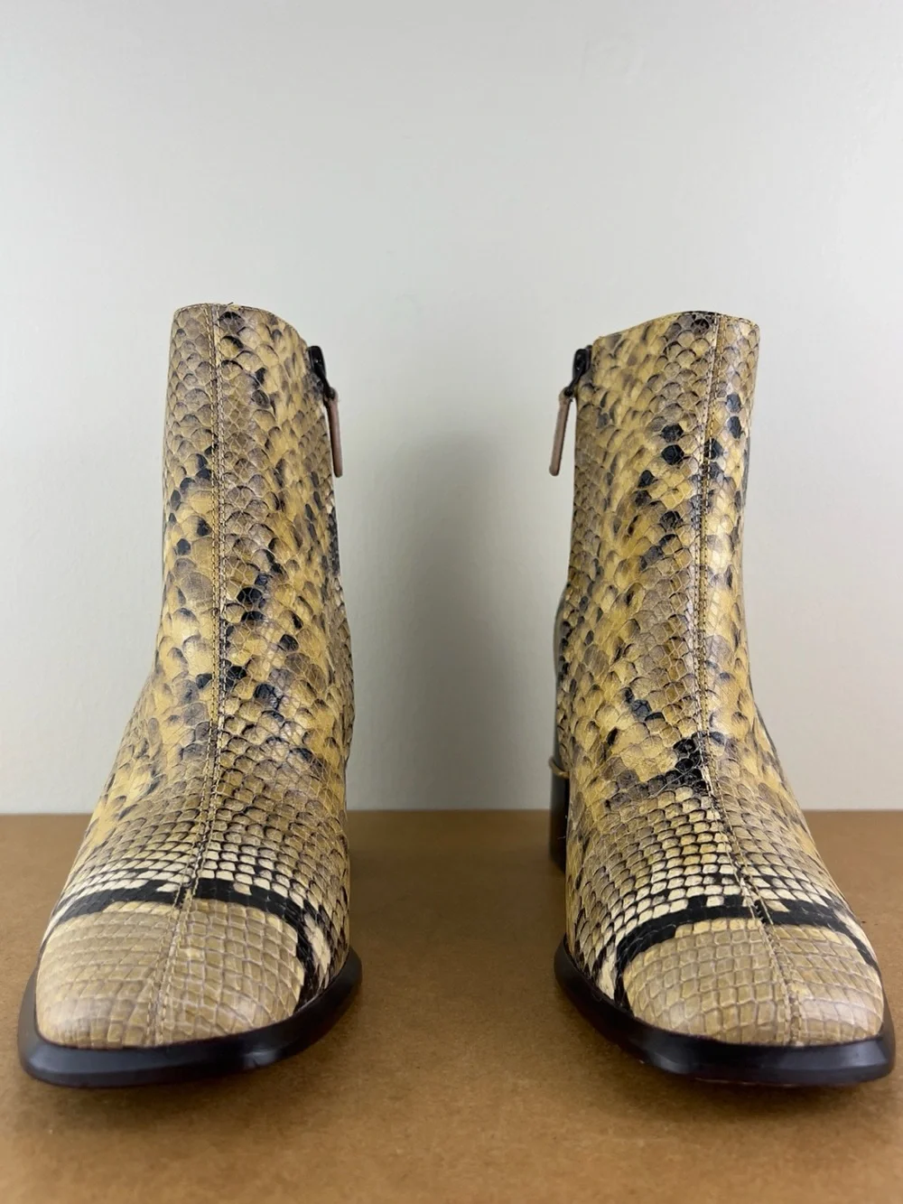 Tory Burch new tory